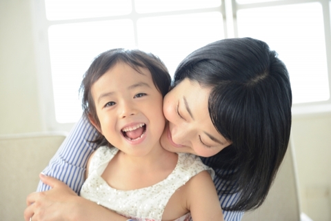 公立幼稚園・私立幼稚園にかかる費用はいくら？